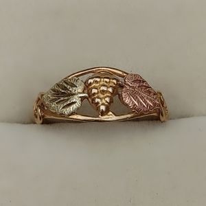 12k 10k solid gold ring